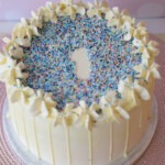 1ste-verjaardag-jongens-taart-blauw-spikkels