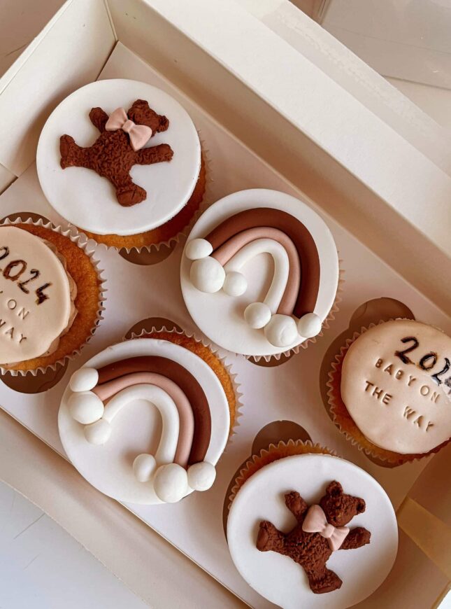 Baby-shower-cupcakes-beer-2024 babyshower-cupcakes-baby-on-the-way-2024