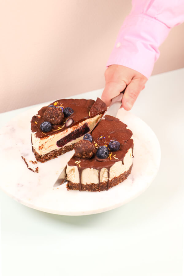 Raw cake