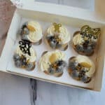 Graduation-cupcakes